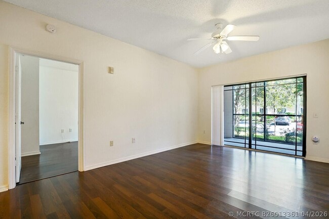 Building Photo - 2812 Grande Pkwy