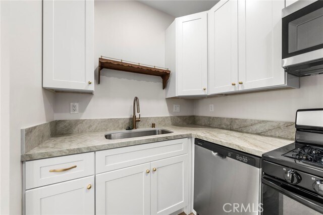 Building Photo - 1904 2nd St