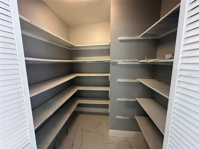 Building Photo - 7846 Snowberry Cir