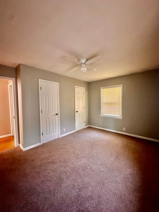 Building Photo - ***1/2 OFF FIRST MONTH’S RENT***Midtown 3 Bedroom 1 Bath Home For Rent