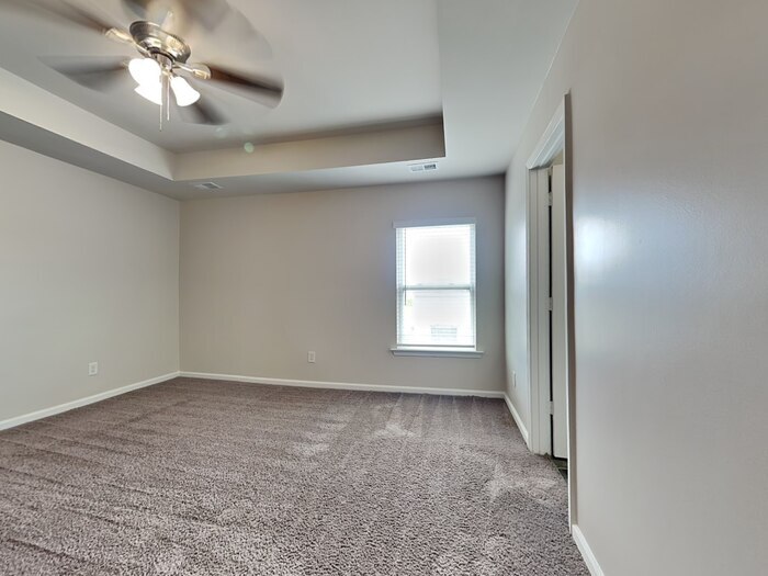 Building Photo - 27 Blue Fescue Way