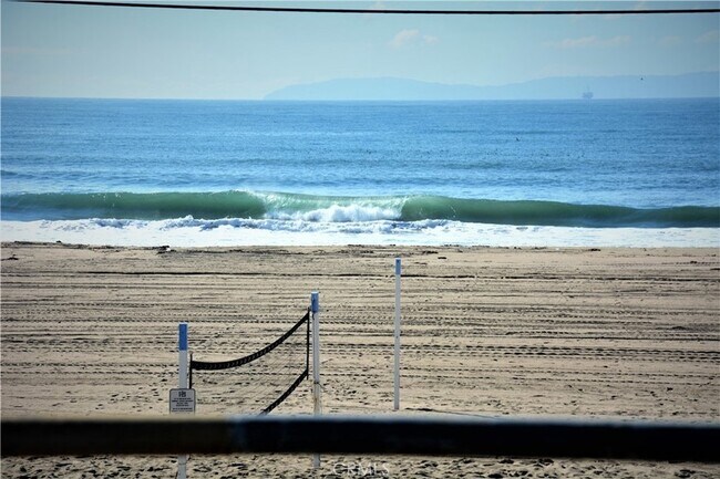 Building Photo - 6951 Lawn Haven Dr