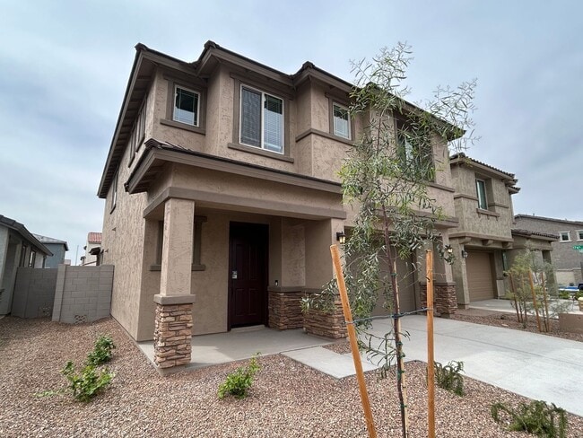 Building Photo - 17615 W San Juan Ave