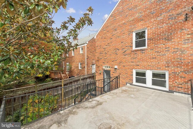 Building Photo - 5008 44th St NW