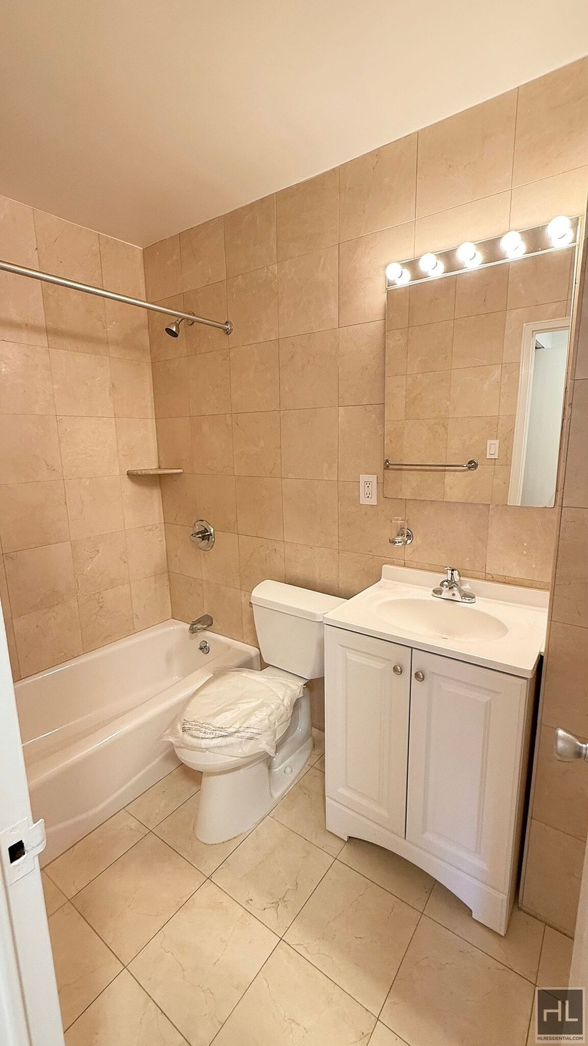 Building Photo - EAST 49 STREET