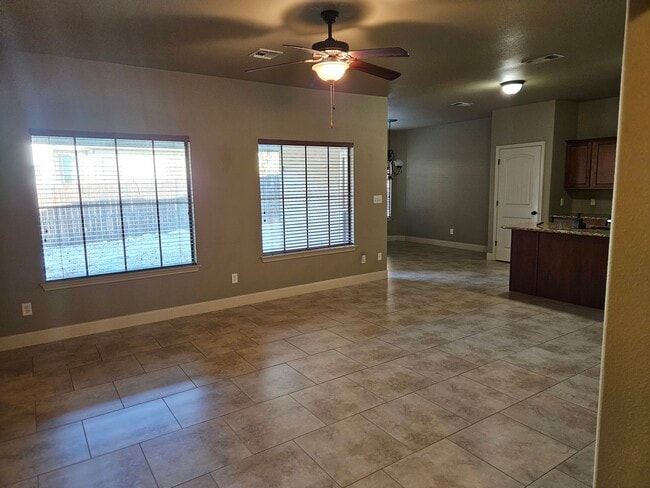 Building Photo - 704 Darlington Dr