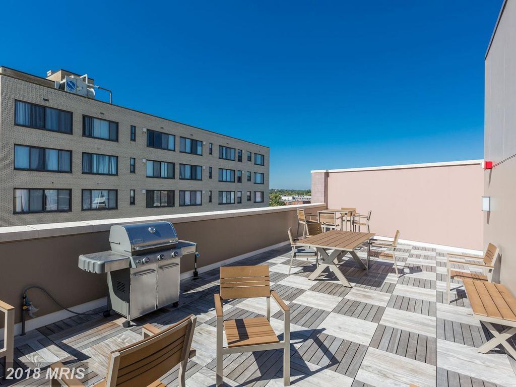 Building Photo - 3035 15th St NW