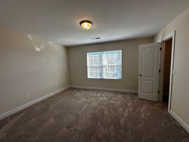 Building Photo - Exclusively Offered By Muse Realty Rentals, LLC