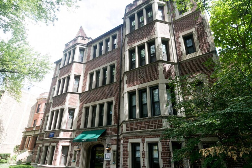 Building Photo - 4634 N Paulina St