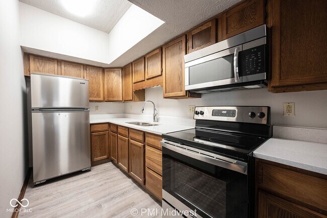 Building Photo - 3707 N Meridian St