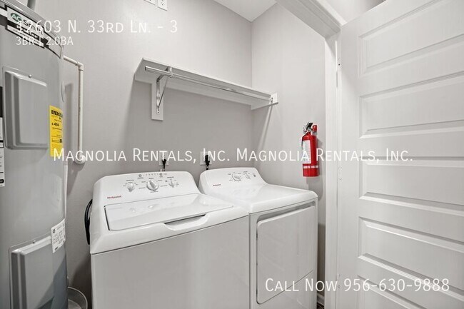 Building Photo - 12603 N 33rd Ln