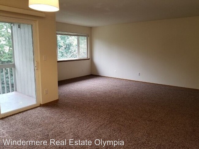 Building Photo - 316 Choker St SE