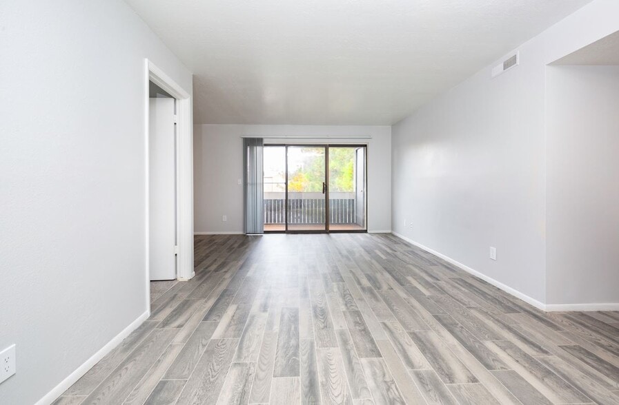 2x1.25 Renovated - Fox Creek