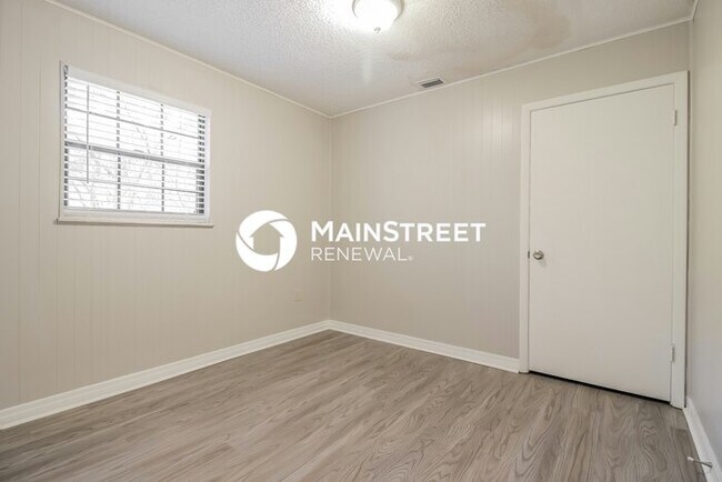 Building Photo - 3 Bedroom Pet-Friendly Home in Lake Mary, FL with Main Street Renewal