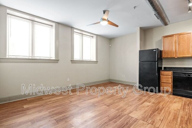 Building Photo - 4244 Chouteau Ave