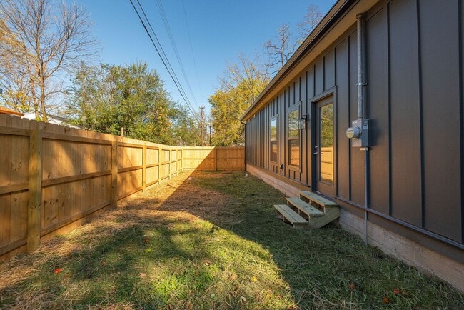 Building Photo - NEW CONSTRUCTION! Old Hickory