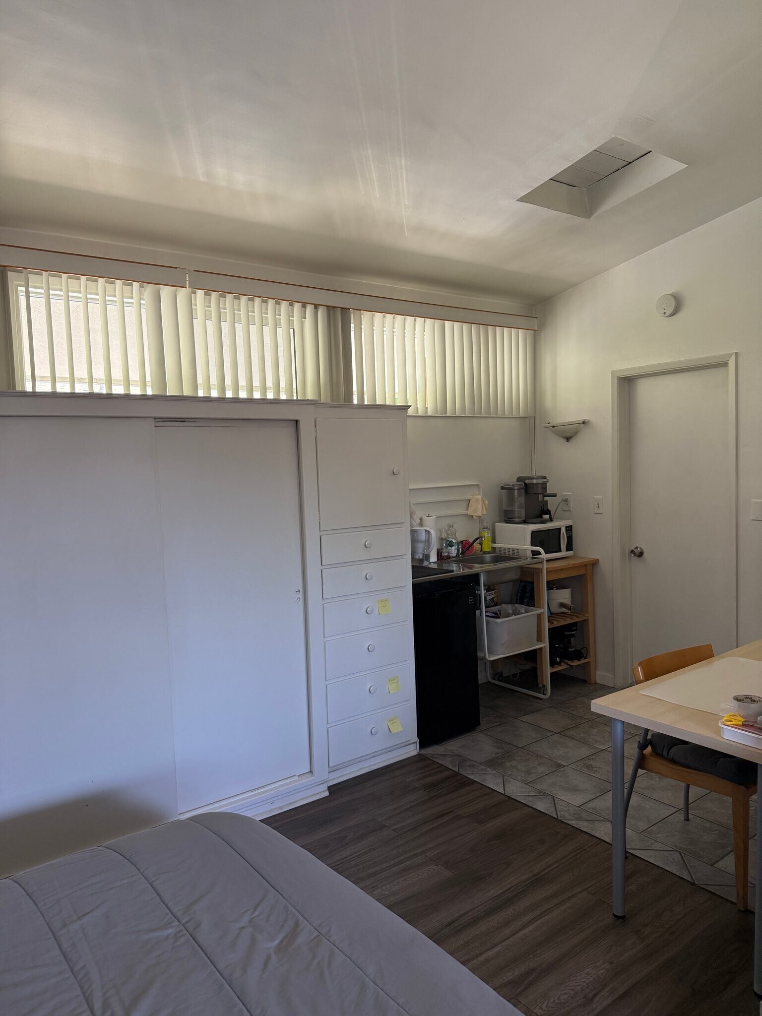 Building Photo - 9918 Mollyknoll Ave