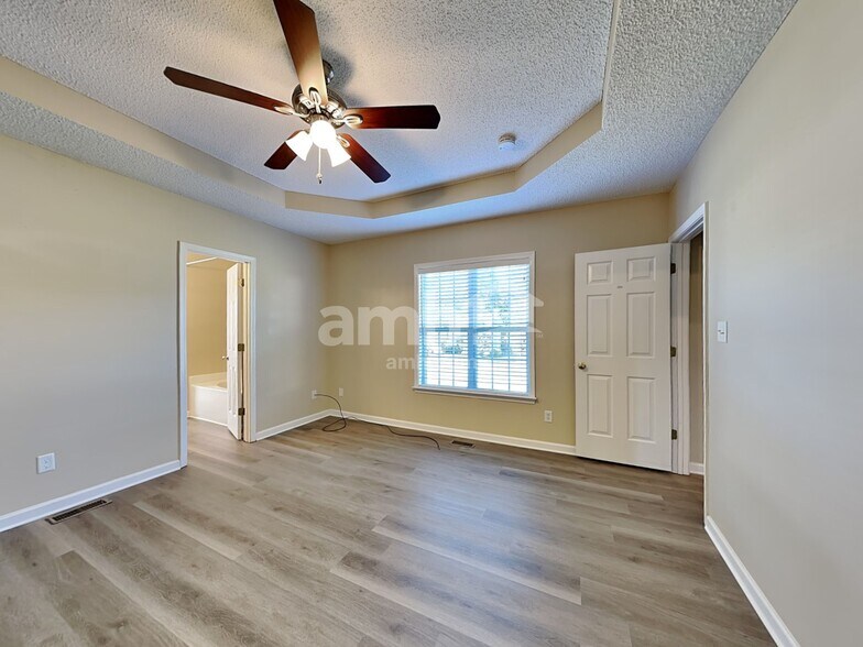 Building Photo - 1412 Justin Oaks Ct