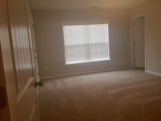 Building Photo - 210 Watchmen Ln