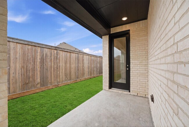 Building Photo - 11215 Leaf Shelter Ln