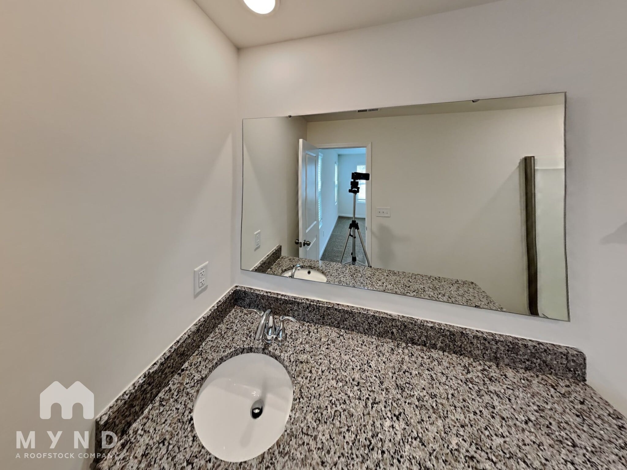 Building Photo - 122 Fosters Gln Pl