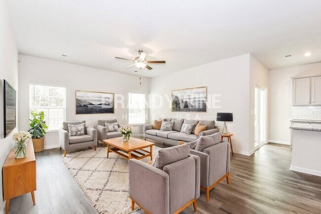 Building Photo - 662 Patmore Dr