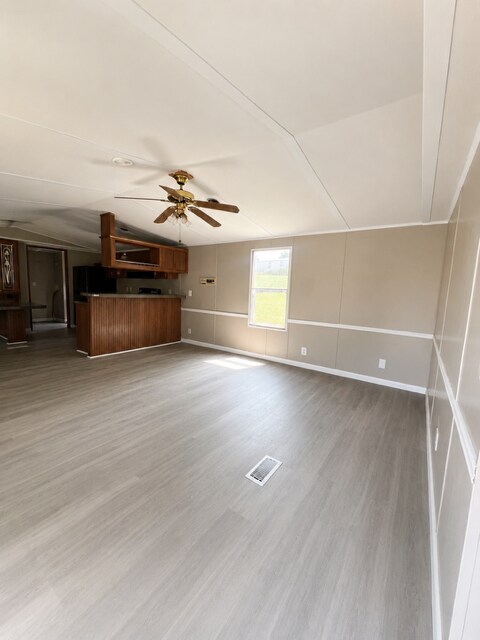 Building Photo - 183 Jolly Roger Dr