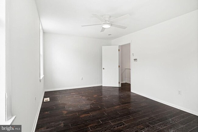 Building Photo - 308 N 39th St