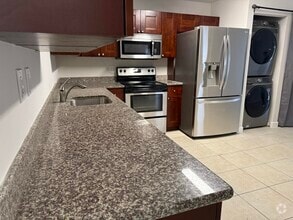 Building Photo - 1370 Birkdale Dr