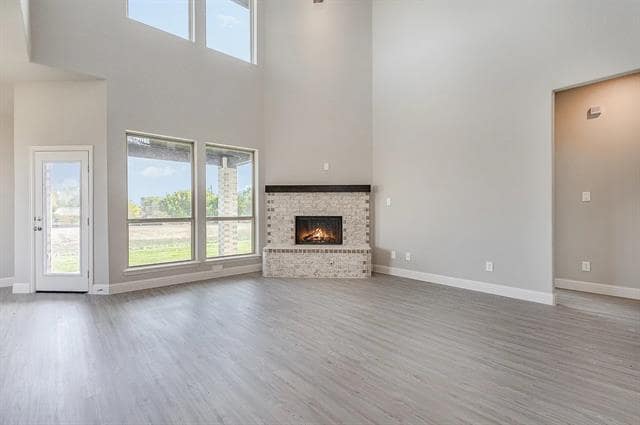 Building Photo - 180 Crystal Lk Ln