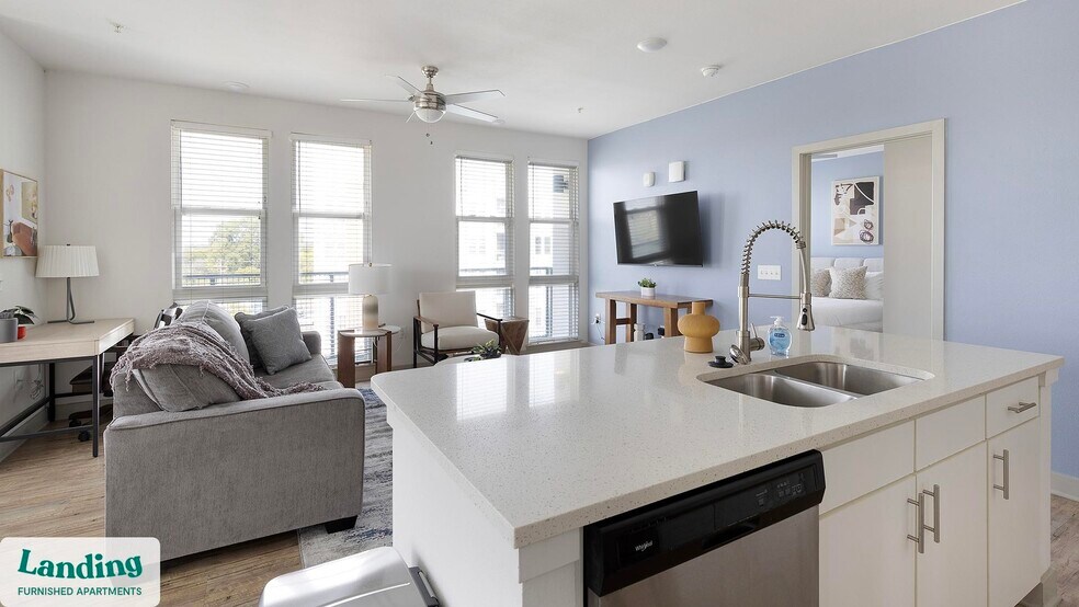 Building Photo - 1852 E Northside Dr