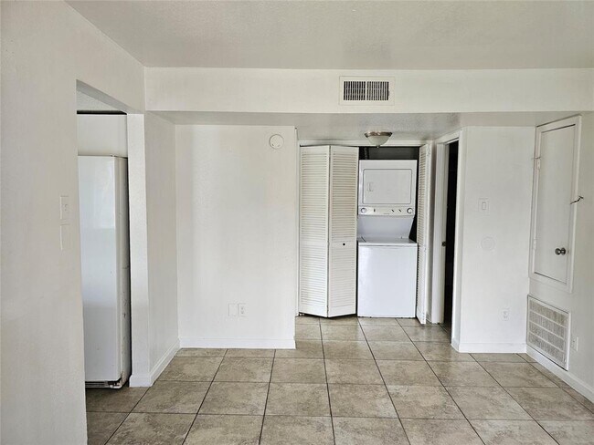 Building Photo - 12627 Ashford Meadow Dr