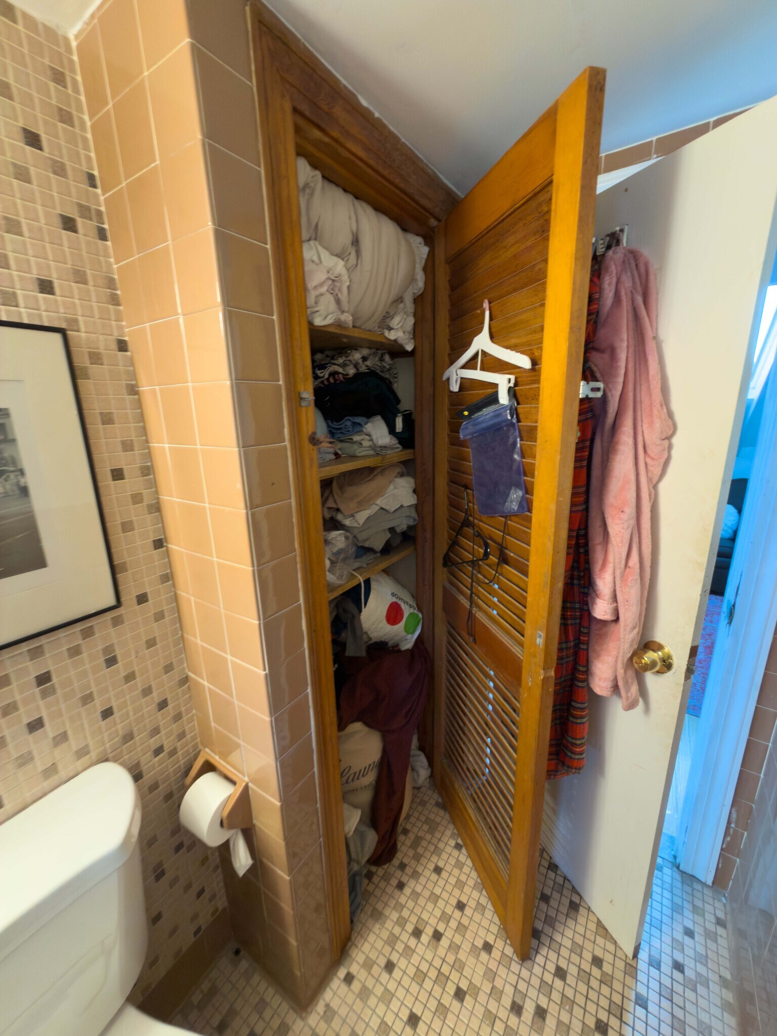 Building Photo - 26 Greylock Rd