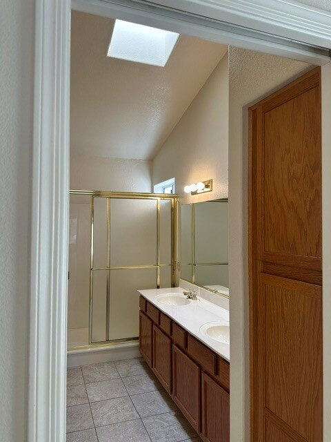 Building Photo - Lovely Fountain Hills Home For Lease-3 Beds-2 Baths With Yard & 2 Car Garage!