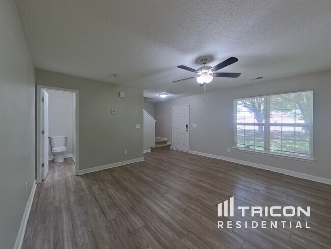 Building Photo - 1005 Alston Hill Dr