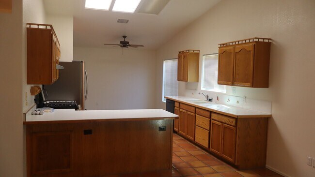 Building Photo - In ground Pool