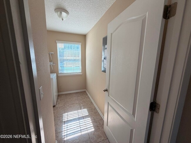 Building Photo - 247 Shetland Dr