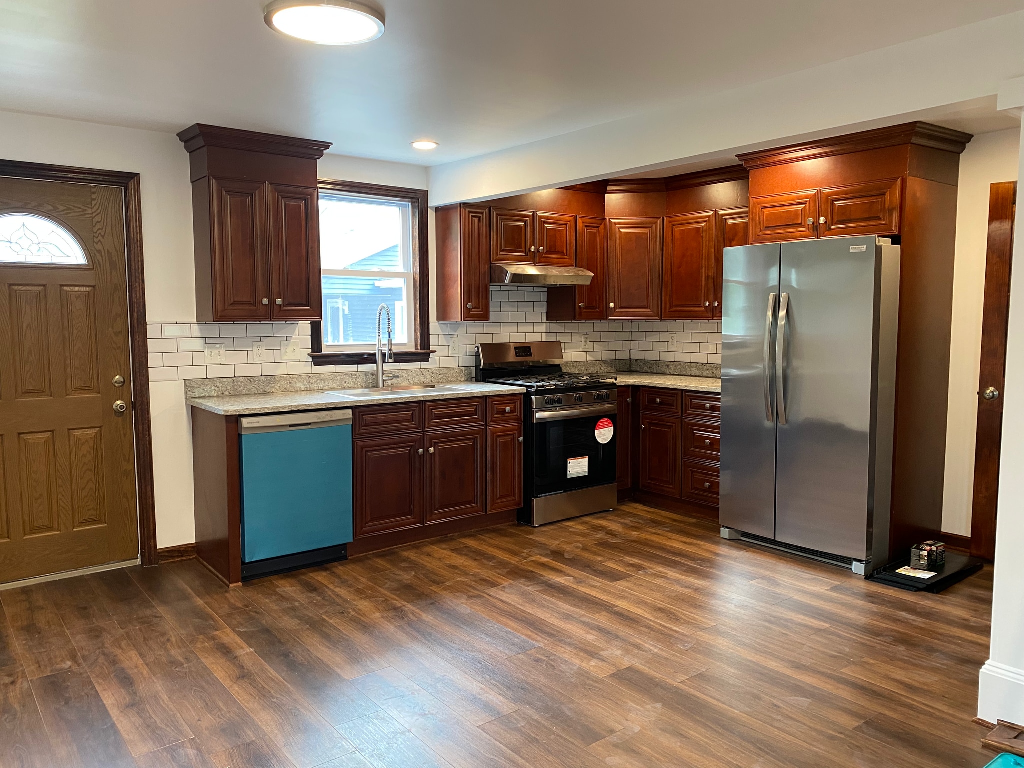 Kitchen (reference pic) - 284 Berkeley Rd