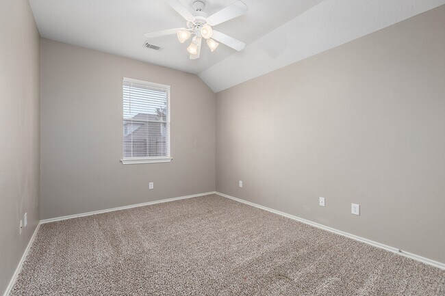 Building Photo - 18126 Stone Trail Manor Dr