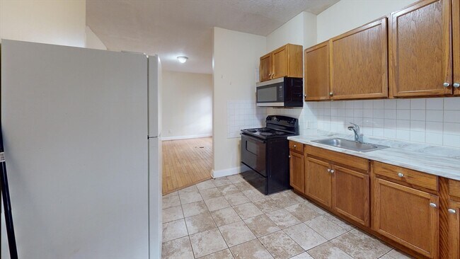 Building Photo - 249 Washington St