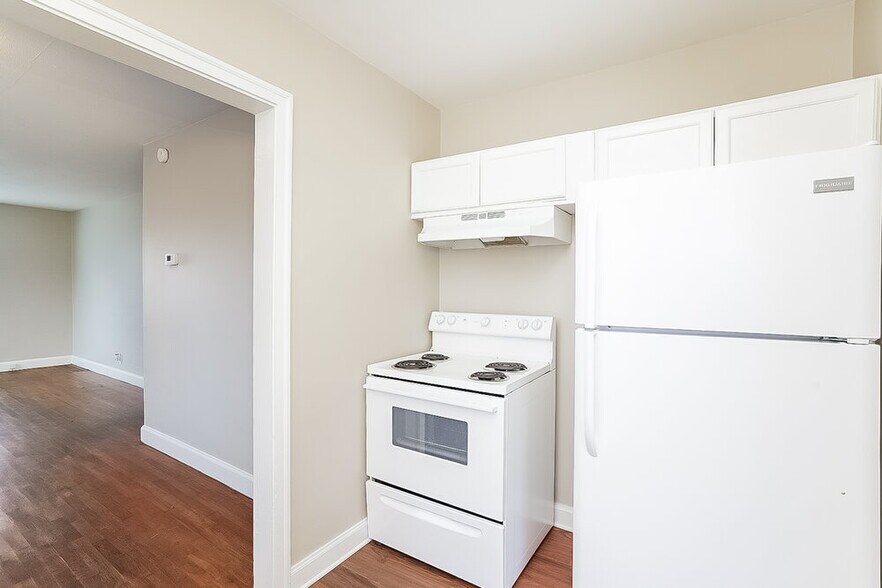 Building Photo - 1310 Venus Dr