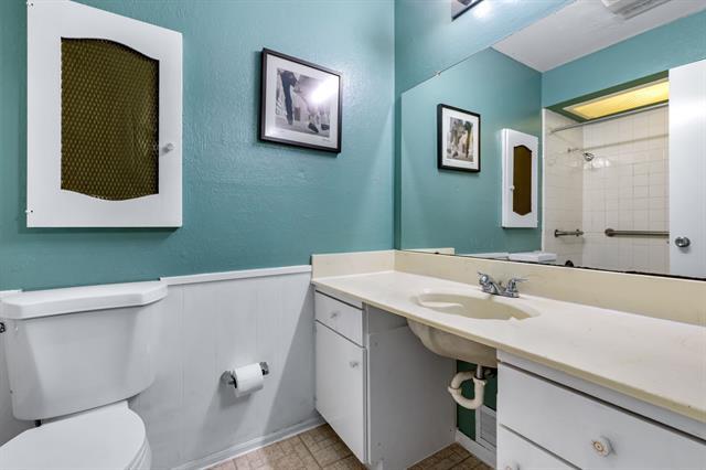 Building Photo - 1105 Lawson Dr