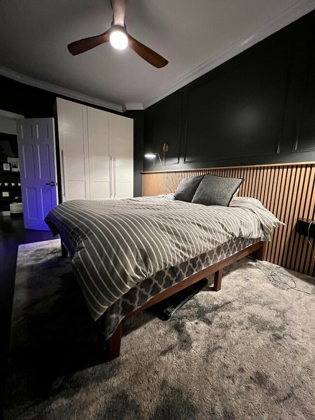 Building Photo - 2944 N Broadway