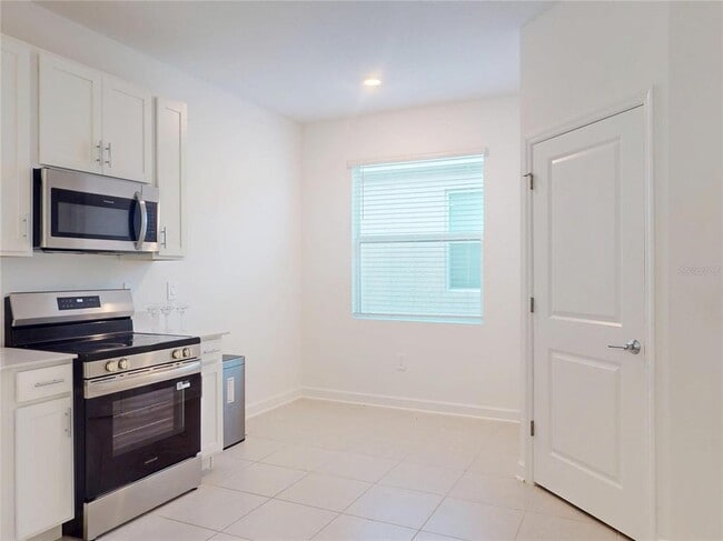 Building Photo - 4764 Waltham Forest Dr