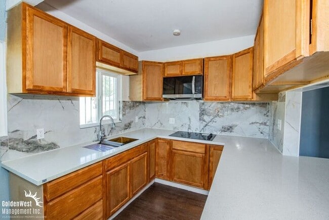 Primary Photo - Beautiful 2Bdm 2Ba Unit in Central Las Vegas - MI Special