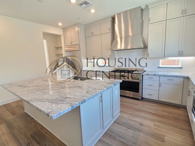 Building Photo - Luxurious Newer Construction Rental Home I...