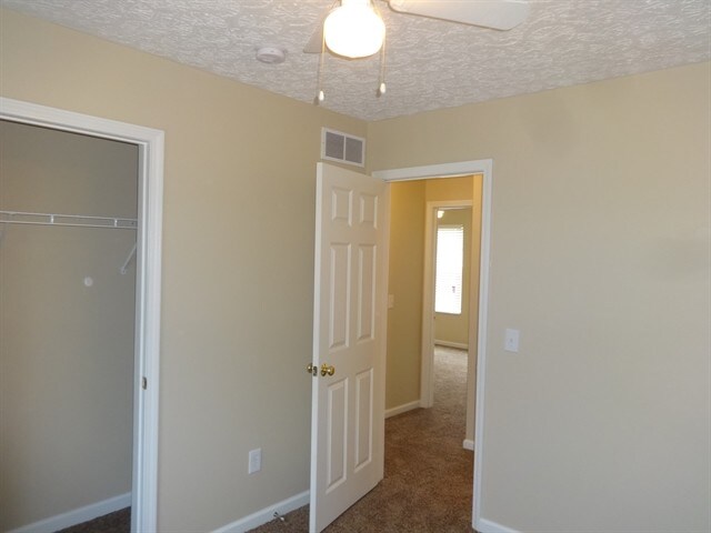 Building Photo - 522 Hunnicut Dr