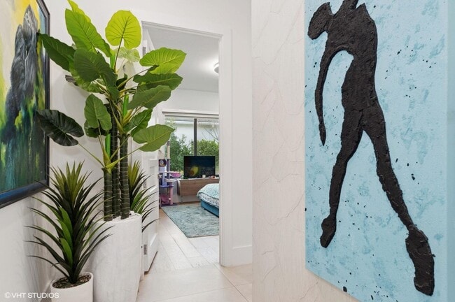 Building Photo - 8533 N Native Dancer Rd