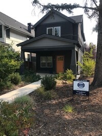 Building Photo - 271