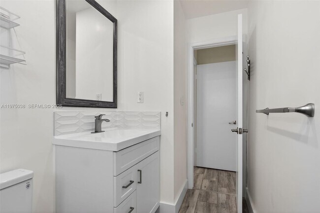 Building Photo - 7613 NW 67th Ave